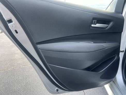 Used 2020 Toyota Corolla LE FWD image 10