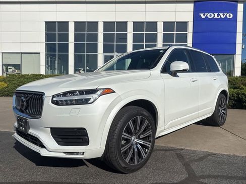 Used 2023 Volvo XC90 B5 Core w/ Protection Package Premier AWD/4WD image 36