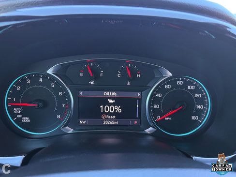 Used 2023 Chevrolet Traverse LT image 27