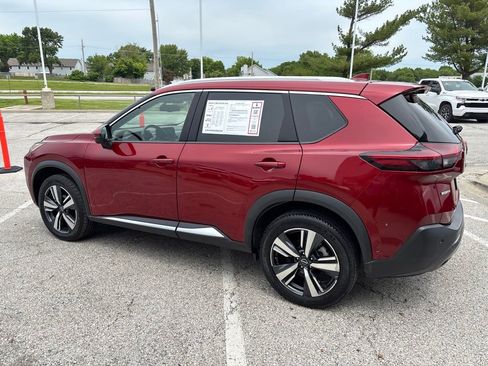 Used 2023 Nissan Rogue SL w/ SL Premium Package FWD image 17