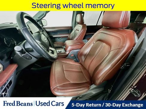 Used 2023 Ford Expedition Limited AWD/4WD image 28