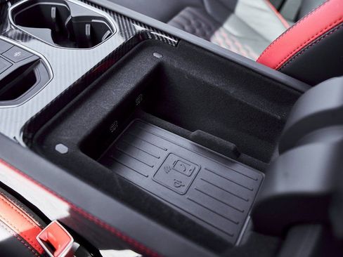 Used 2024 Lamborghini Urus Performante image 79