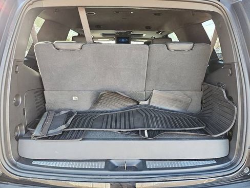 Used 2020 Cadillac Escalade Platinum w/ Escalade Sport Edition image 38