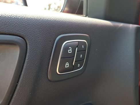 Used 2025 Ford Escape Platinum w/ Premium Technology Package AWD/4WD image 8