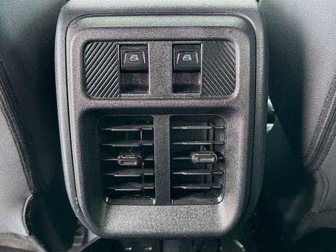 Used 2025 Ford Bronco Big Bend AWD/4WD image 17
