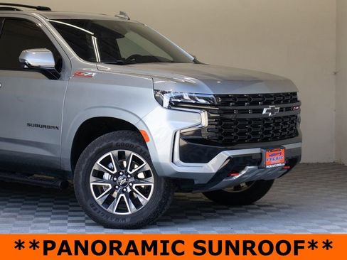 Used 2024 Chevrolet Suburban Z71 w/ Luxury Package image 3