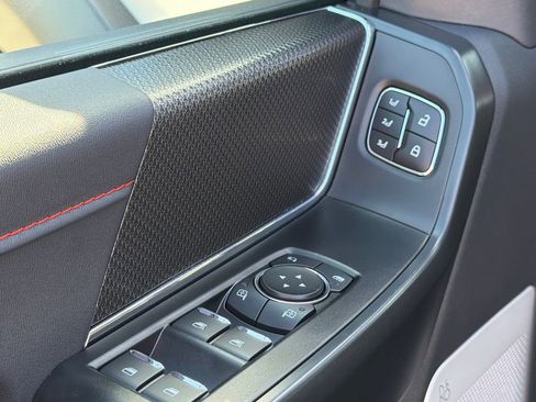 Used 2025 Ford F150 Raptor image 23