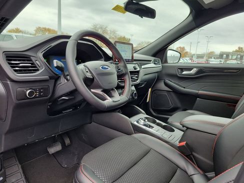 New 2026 Ford Escape ST-Line w/ Cold Weather Package image 20