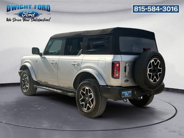 Used 2024 Ford Bronco Outer Banks AWD/4WD image 3