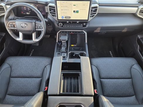 Used 2025 Toyota Tundra Limited image 21