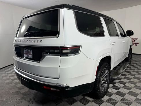 Used 2023 Jeep Grand Wagoneer 4WD w/ Flexible Seating Group image 29