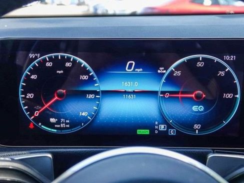 Used 2023 Mercedes-Benz EQB 350 4MATIC SUV image 24