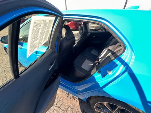 Used 2019 Toyota Corolla XSE image 10