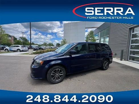 Used 2015 Dodge Grand Caravan R/T w/ Driver Convenience Group FWD image 1