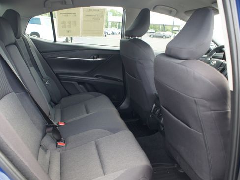 Used 2025 Toyota Camry LE w/ Convenience Package image 21