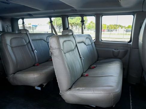 Used 2013 Chevrolet Express 3500 LS image 30