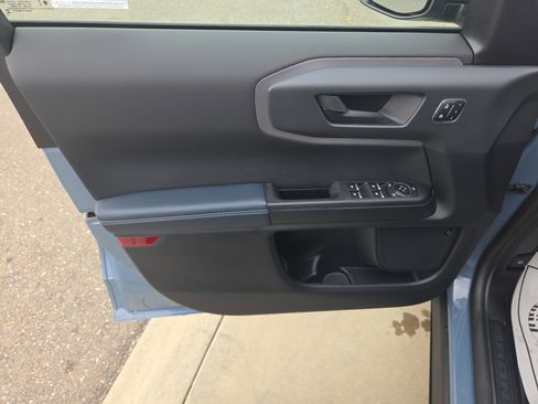 Used 2024 Ford Bronco Sport Outer Banks w/ Tech Package image 11