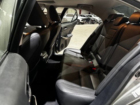 Used 2014 Lexus IS 250 image 17