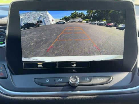 Used 2025 Chevrolet Blazer LT AWD/4WD image 16