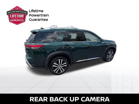 Certified 2025 Nissan Pathfinder Platinum w/ Cargo Package FWD image 9