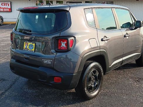 Used 2019 Jeep Renegade Sport image 22