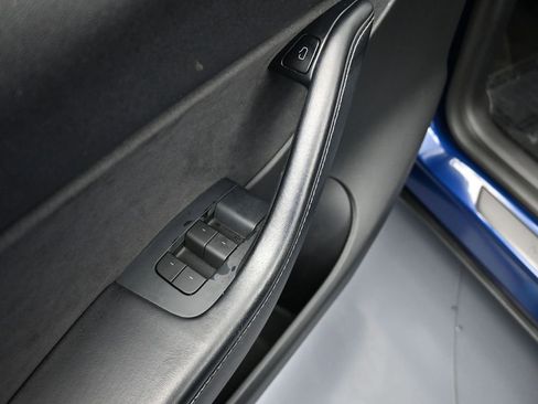 Used 2021 Tesla Model Y Long Range image 14