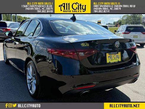 Used 2019 Alfa Romeo Giulia RWD image 5
