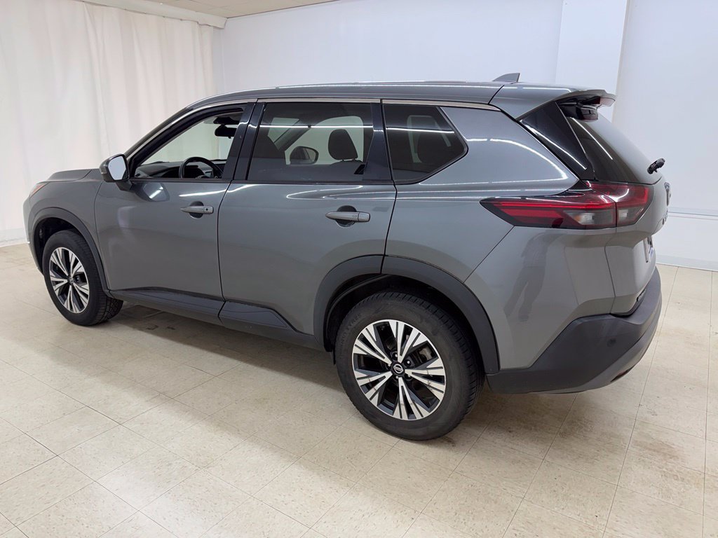 Used 2021 Nissan Rogue SV AWD/4WD image 3