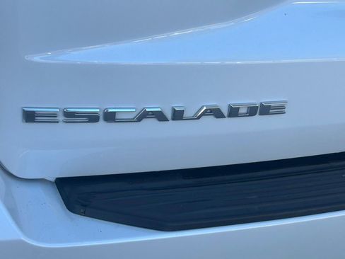 Used 2022 Cadillac Escalade Sport image 26