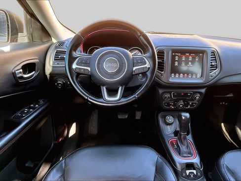 Used 2020 Jeep Compass Trailhawk AWD/4WD image 6