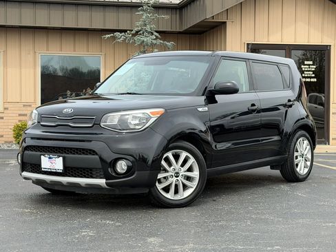 Used 2019 Kia Soul + FWD image 2