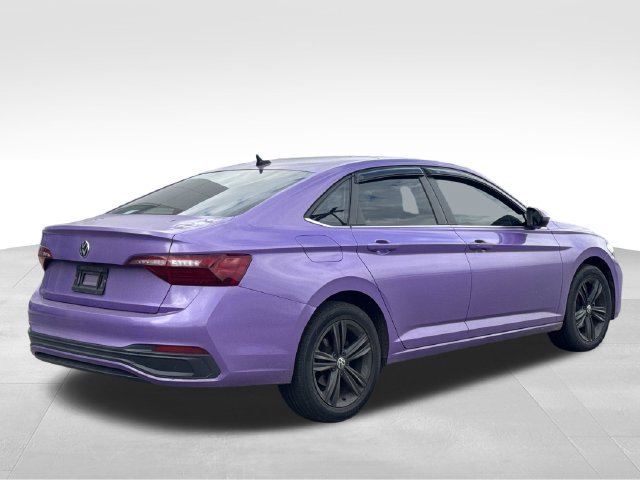 Used 2023 Volkswagen Jetta SE w/ Panoramic Sunroof Package FWD image 5