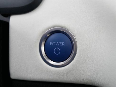 Used 2024 Toyota Sequoia Capstone image 27