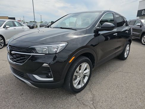Used 2023 Buick Encore GX Preferred w/ Cold Weather Comfort Package AWD/4WD image 3