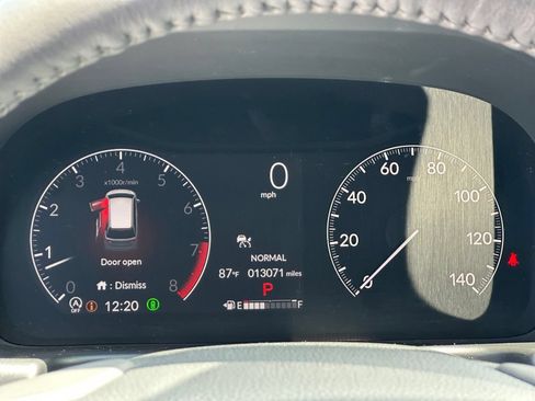 Used 2025 Honda Odyssey Elite image 19