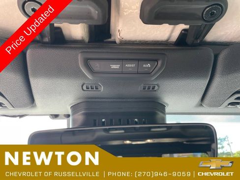 Used 2020 Jeep Gladiator Overland AWD/4WD image 18