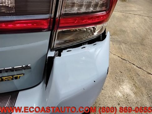 Used 2022 Subaru Crosstrek 2.5i Sport w/ Moonroof Package image 16