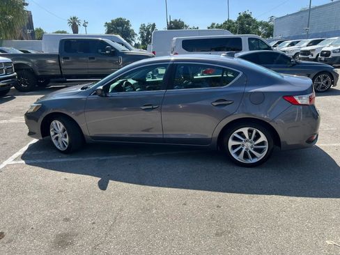 Used 2017 Acura ILX FWD image 8