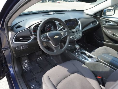Used 2022 Chevrolet Malibu LT FWD image 23