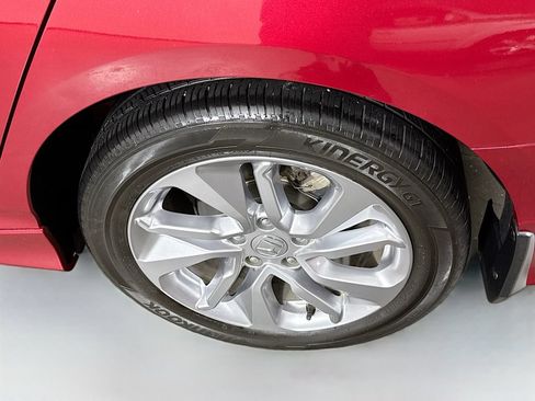 Used 2018 Honda Accord LX image 21