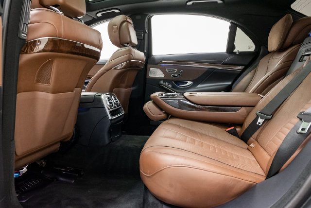 Used 2017 Mercedes-Benz S 550 4MATIC Sedan image 23