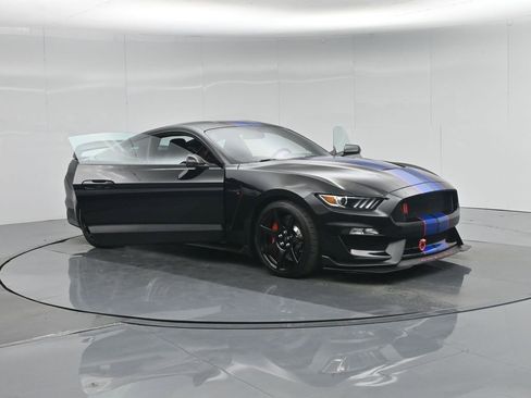 Used 2017 Ford Mustang Shelby GT350R w/ GT350R Equipment Group 920A image 33
