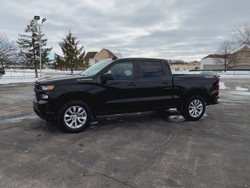 Used 2020 Chevrolet Silverado 1500 Custom w/ Custom Value Package image 5