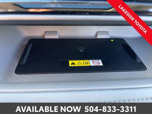 Used 2023 Toyota Highlander XLE image 35