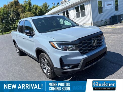 Used 2024 Honda Ridgeline TrailSport image 3
