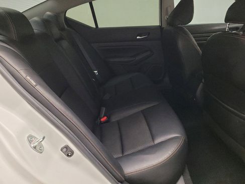 Used 2021 Nissan Altima 2.5 SR image 19