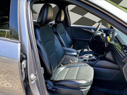 Used 2023 Ford Escape ST-Line w/ Tech Pack #1 image 7