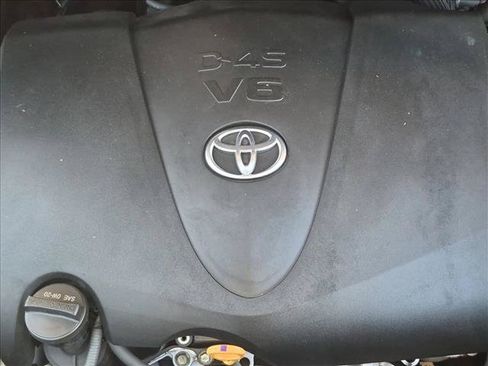 Used 2017 Toyota Sienna XLE w/ XLE Navigation Package FWD image 25