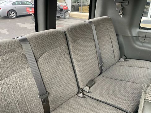 Used 2017 Chevrolet Express 3500 LT w/ LT Preferred Equipment Group image 28