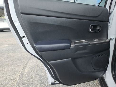 Used 2025 Mitsubishi Outlander Sport SE AWD/4WD image 18